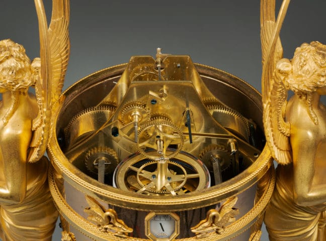 Vase_pendule002-06_HD_WEB