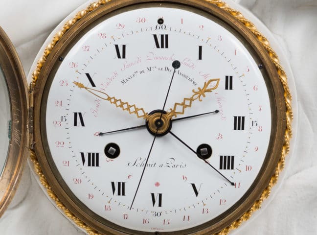 Pendule414-04_HD_WEB