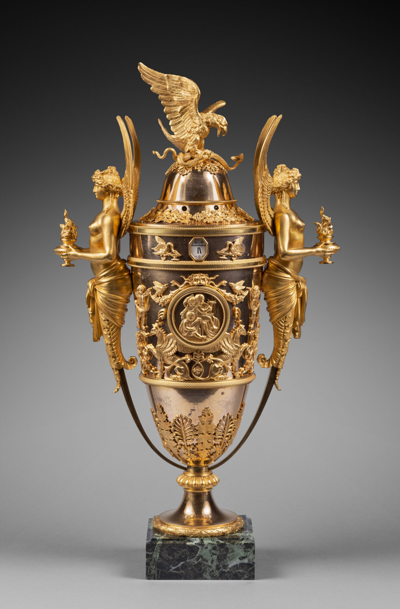 Vase_pendule_004-01_HD_WEB