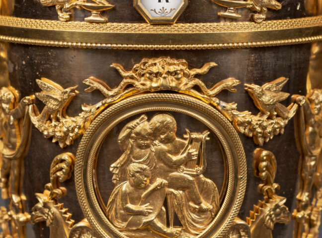 Vase_pendule_004-05_HD_WEB