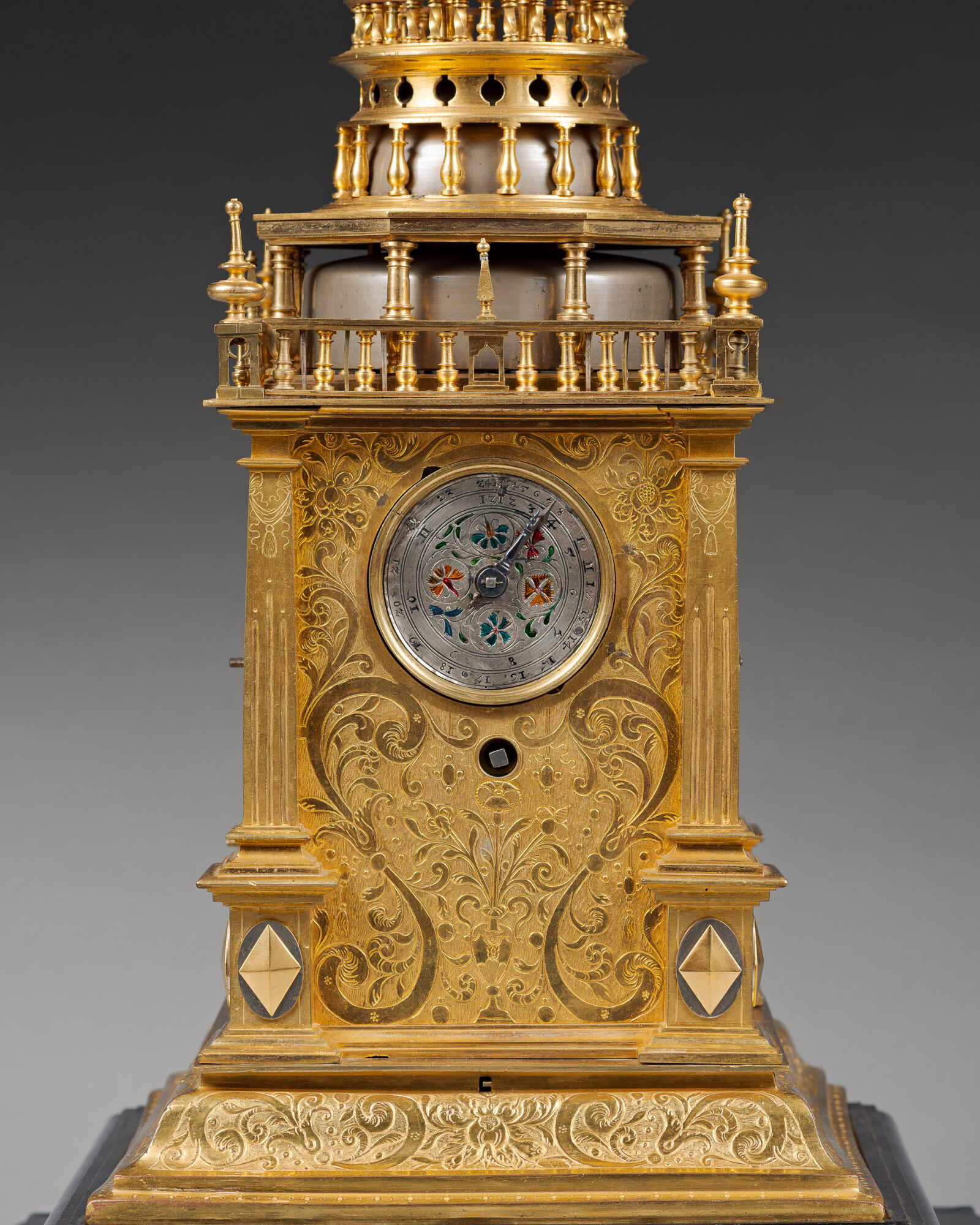 Pendule_519-06_HD_WEB