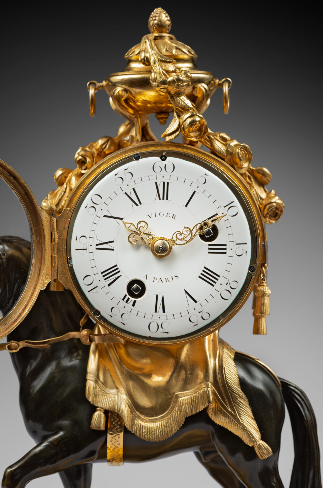 Pendule_535-05_HD_WEB