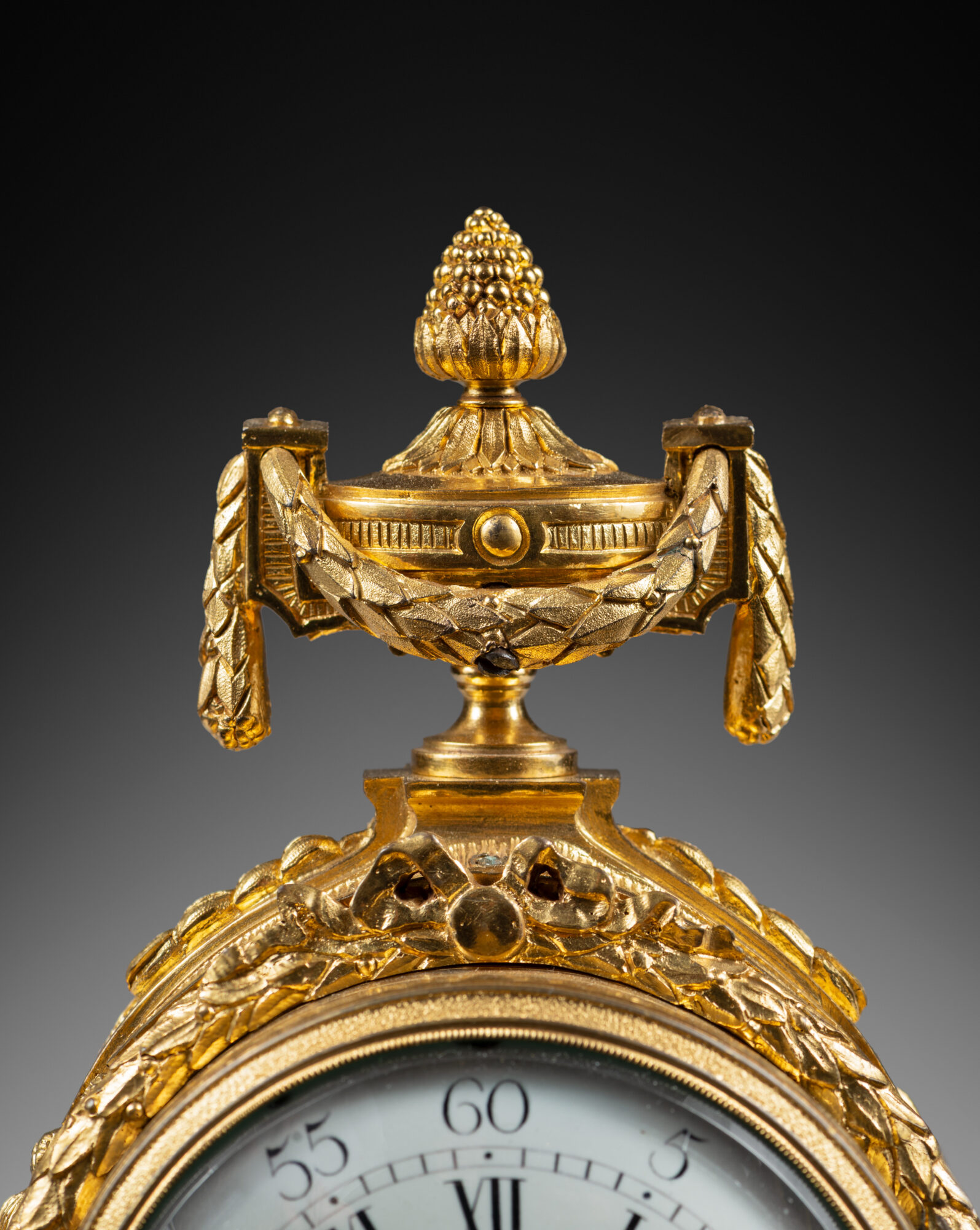 Pendule_532-06_HD_WEB