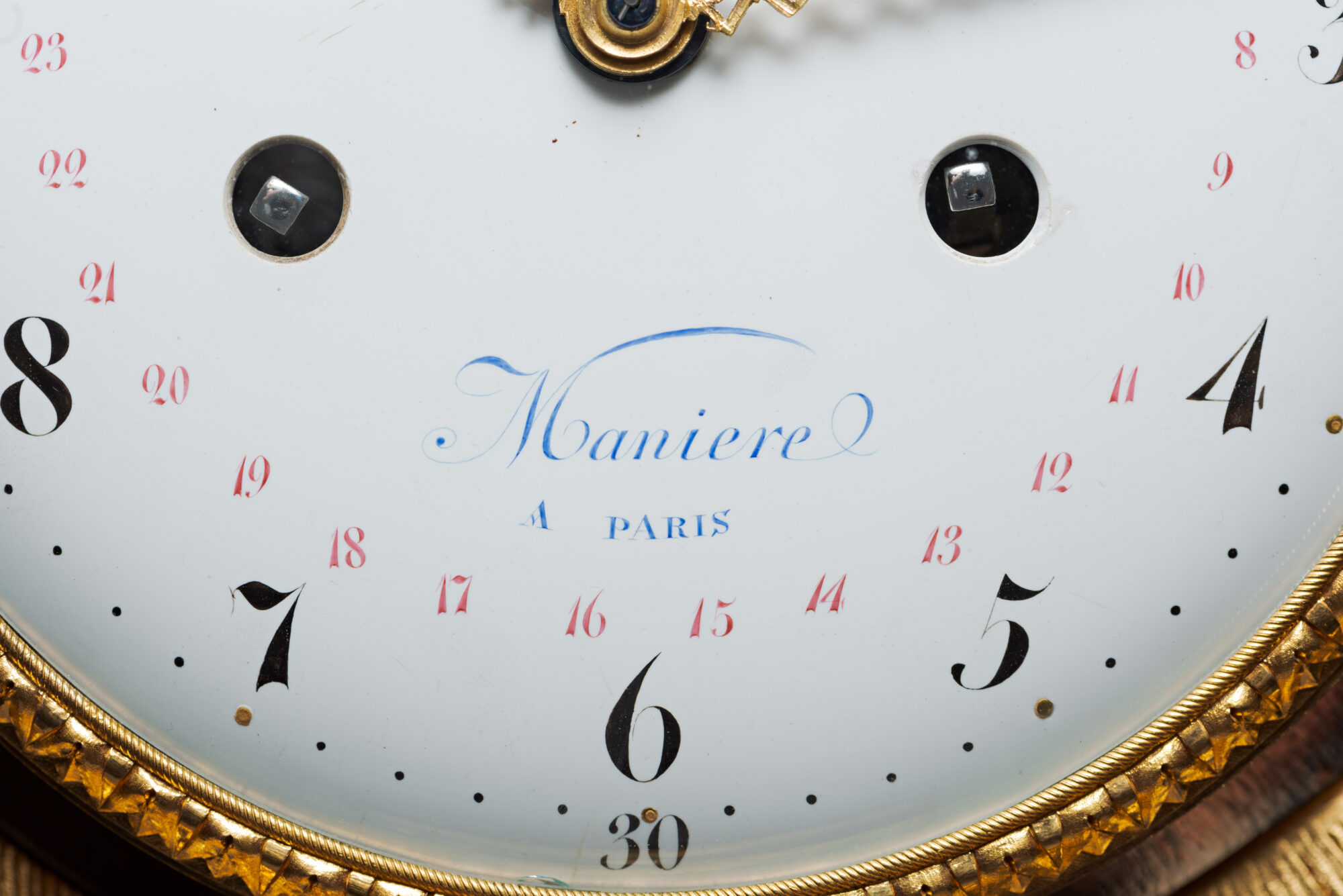 Pendule_543-08_HD_WEB