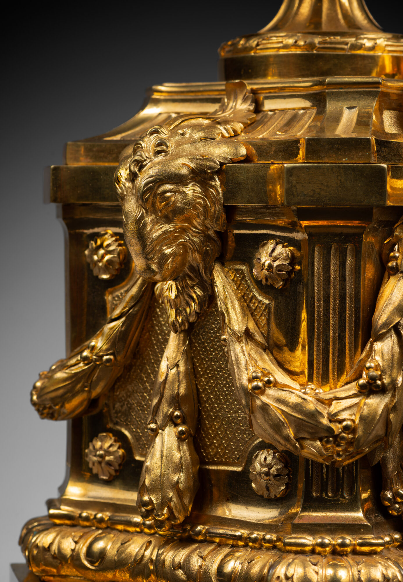 Pendule_533-08-v2_HD_WEB