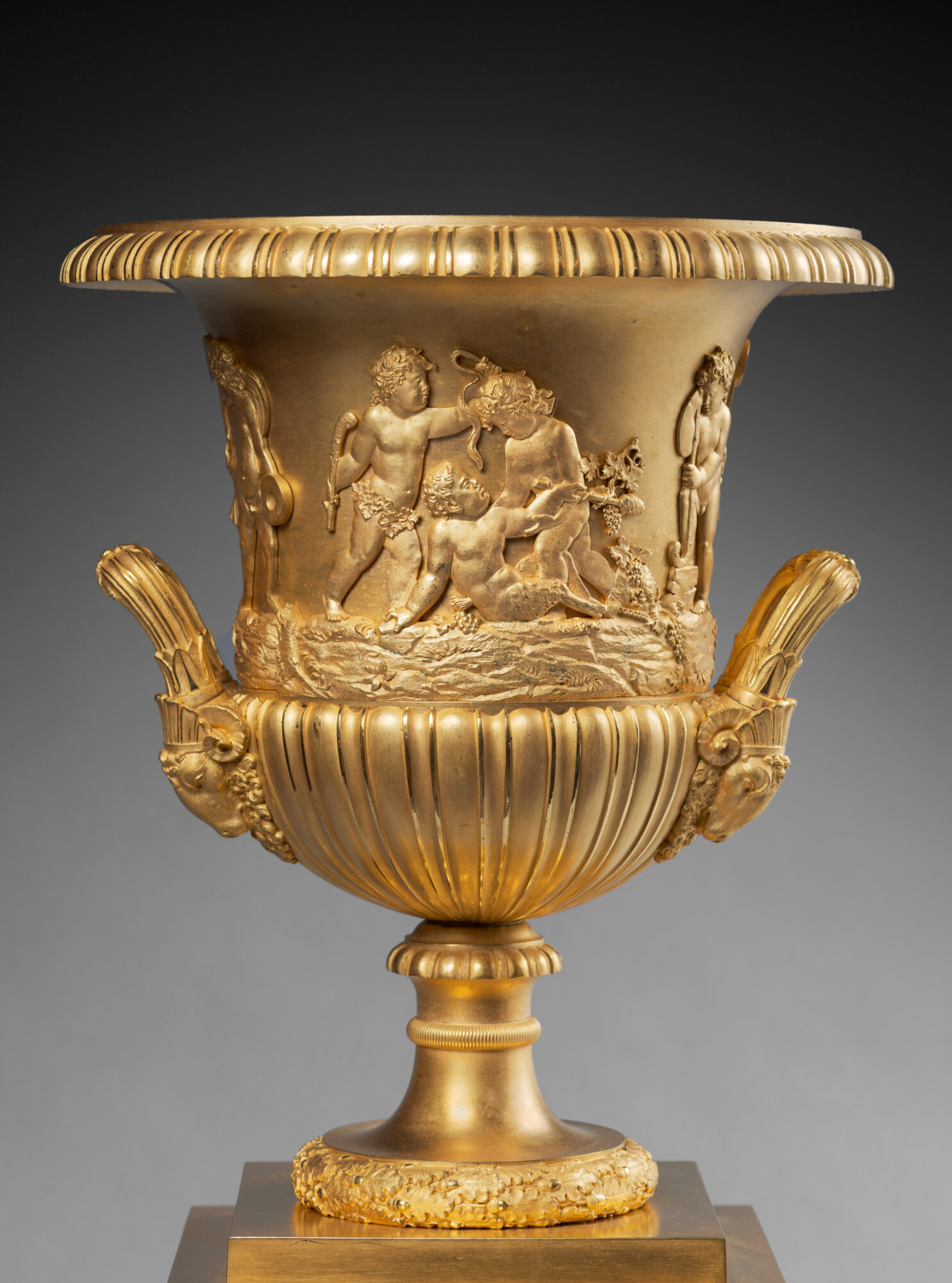 Vases_025-03_V2_HD_WEB